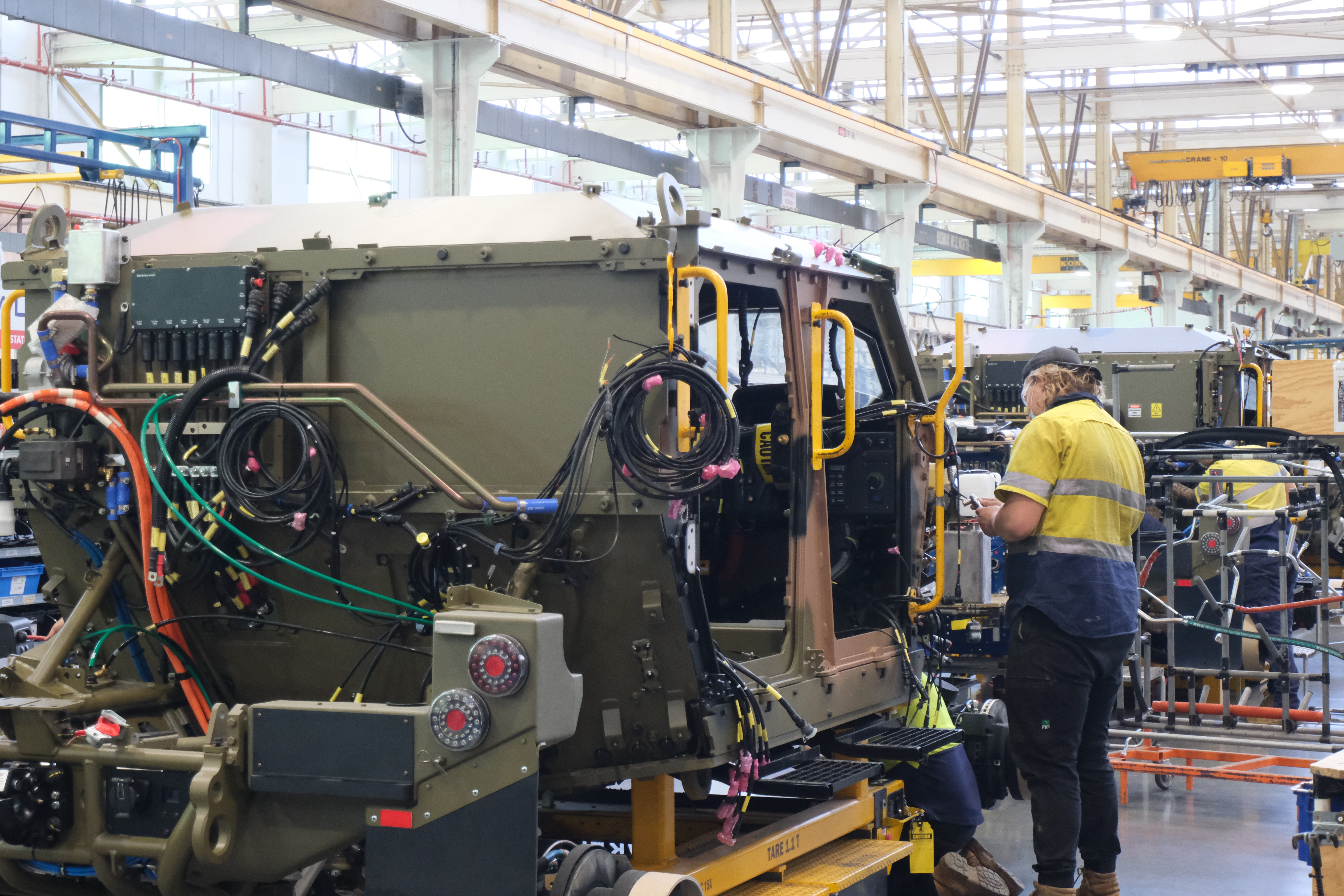 Labor calls for Government to consider Ukraine request for Bushmasters Main Image